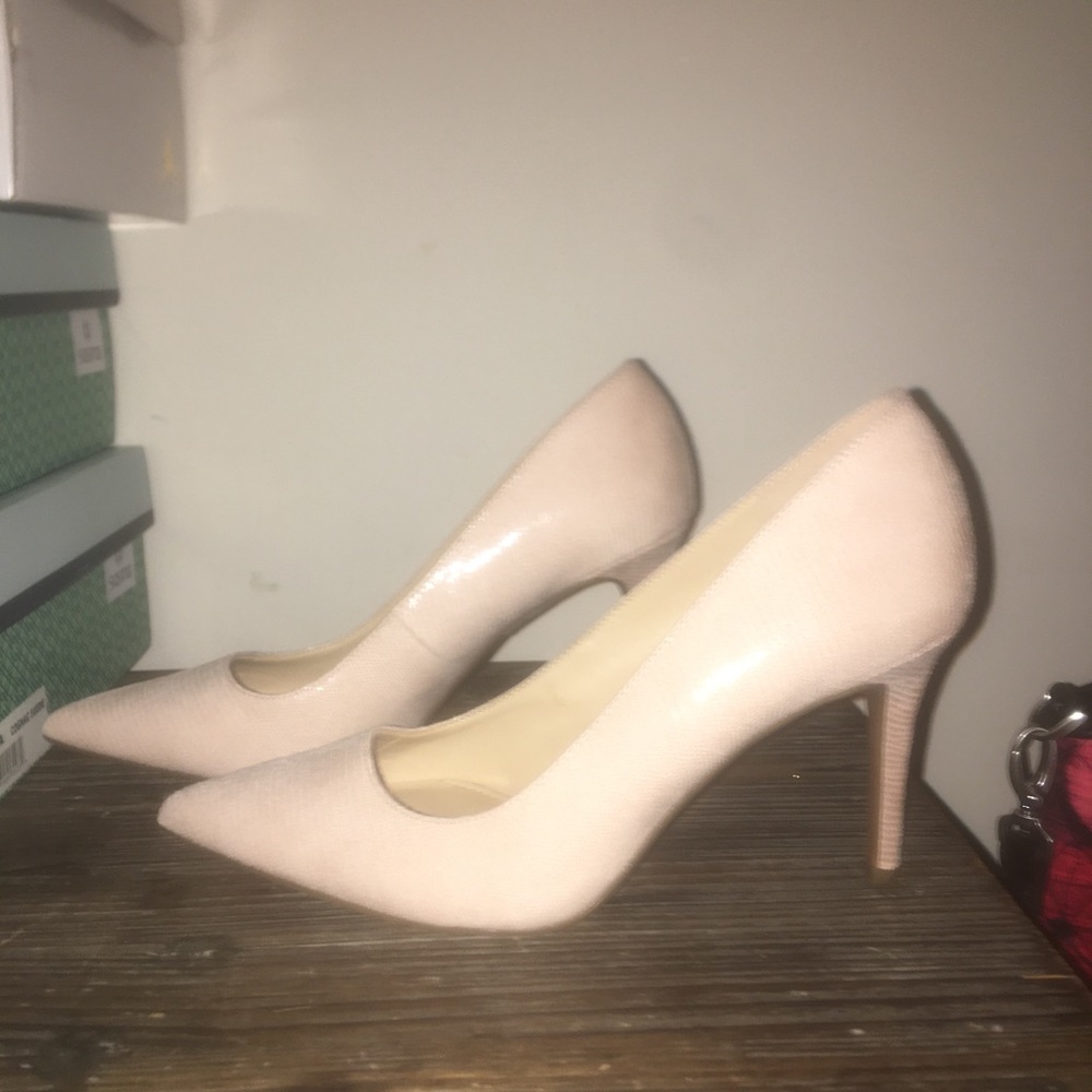 Jessica Simpson heels